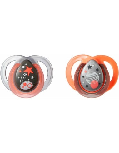 TOMMEE TIPPEE Πιπίλα Σιλικόνης Night Time Soother 0-6m
